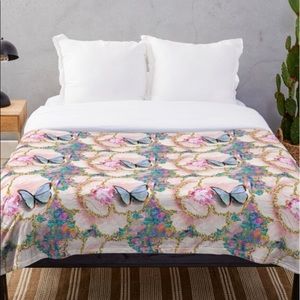 Throw blanket. Butterflies